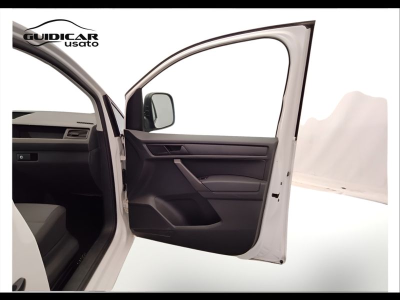GuidiCar - VOLKSWAGEN INDUSTRIALI Caddy 4ª serie 2018 Caddy 4ª serie - Caddy 2.0 TDI 102 CV Furgone Business Usato